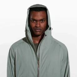 Men's Whisper Rain Shell - Outerwear