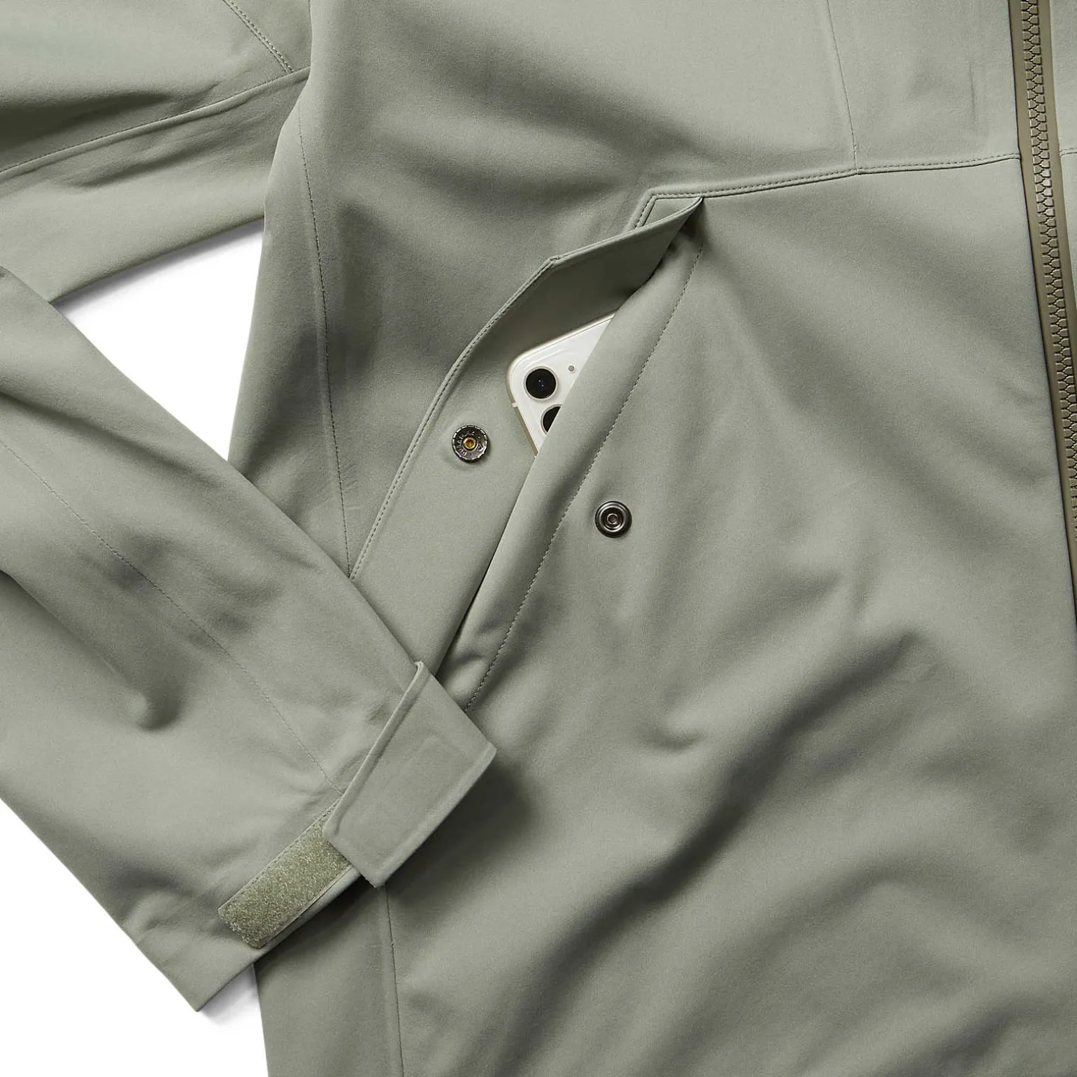 Men's Whisper Rain Shell - Outerwear